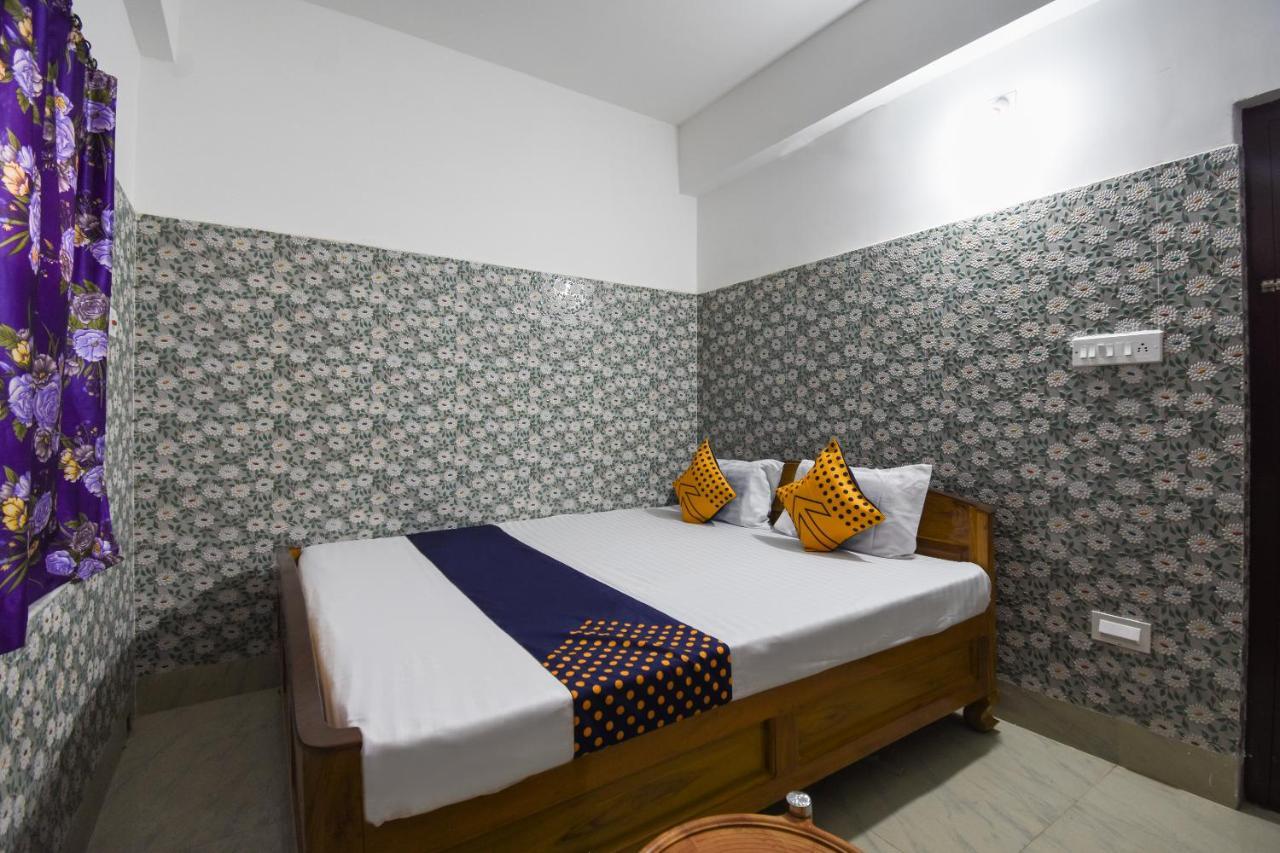 Oyo 73902 Vyttila Residency Hotell Kochi Exteriör bild