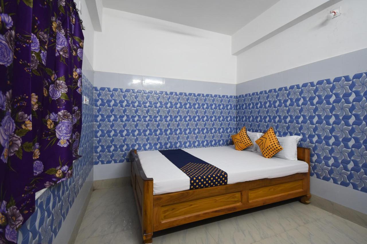 Oyo 73902 Vyttila Residency Hotell Kochi Exteriör bild
