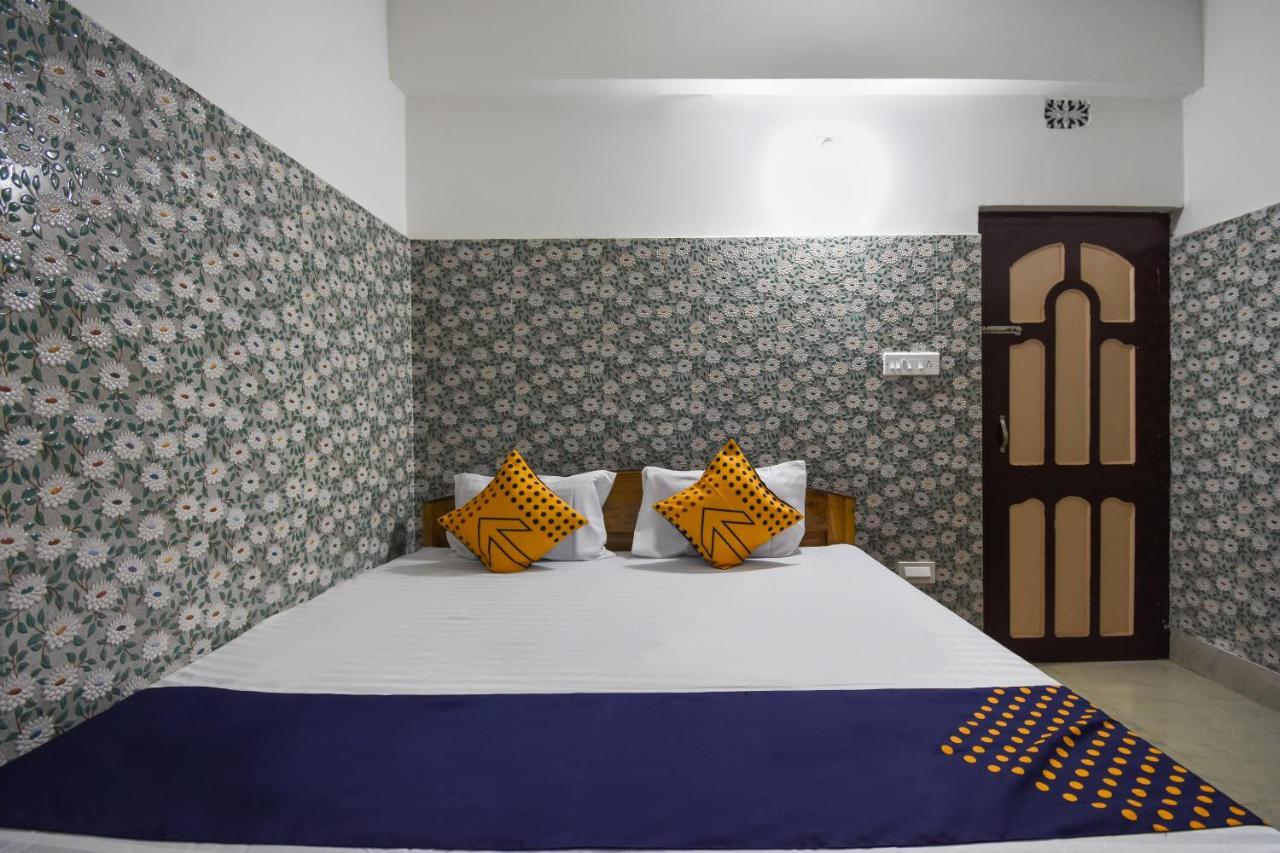 Oyo 73902 Vyttila Residency Hotell Kochi Exteriör bild